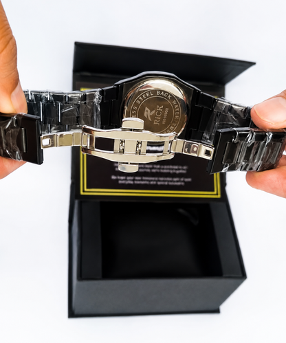 Men’s Modern Black Chain Watch
