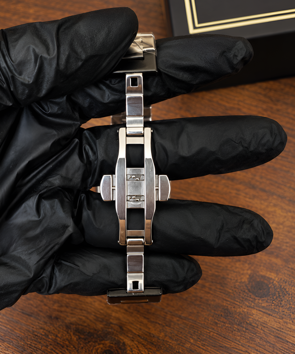 Men’s Modern Black Chain Watch